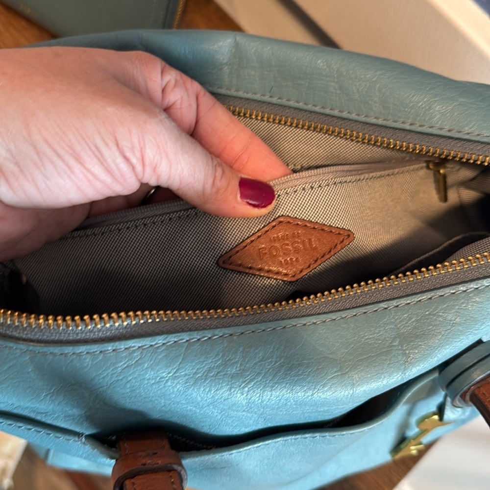 Fossil Rachel Satchel teal with matching wallet - like new condition - Picture 8 of 13